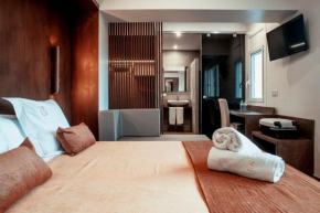  La Trobada Hotel Boutique  Риполь